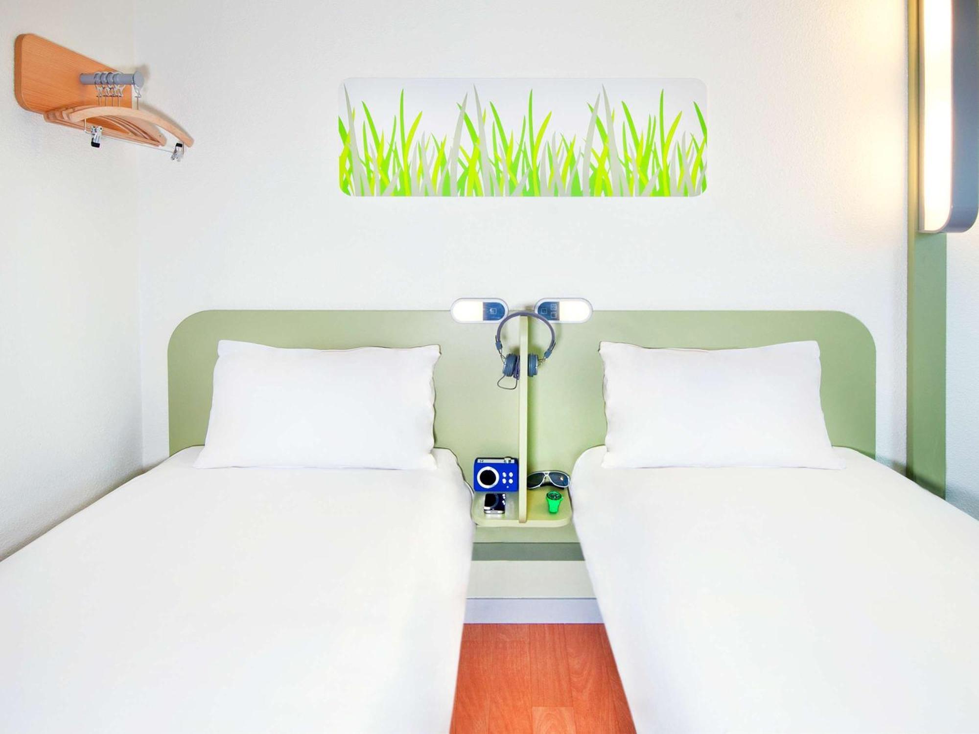 Ibis Budget Rouen Parc Des Expos Zenith Saint-Etienne-du-Rouvray Exterior photo